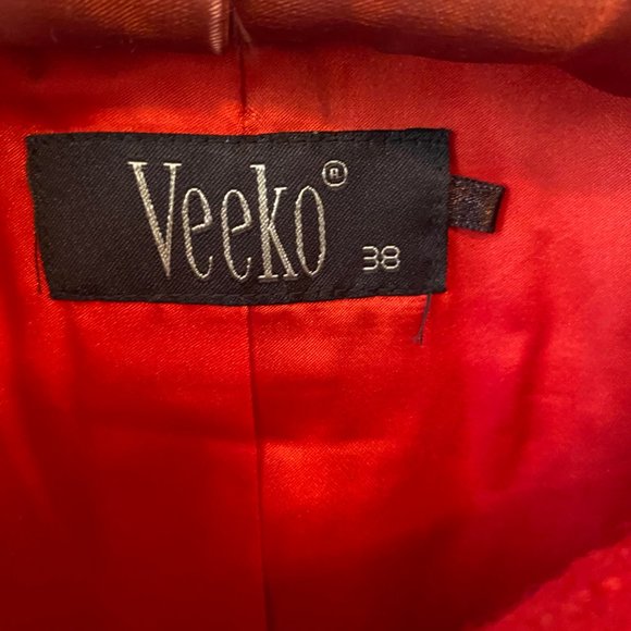 Veeko Red Coat - Picture 3 of 4